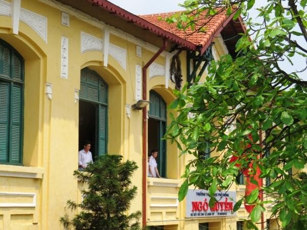 Cận cảnh trường THPT lâu đời nhất Hải Phòng: Kiến trúc Pháp cổ giữa lòng thành phố