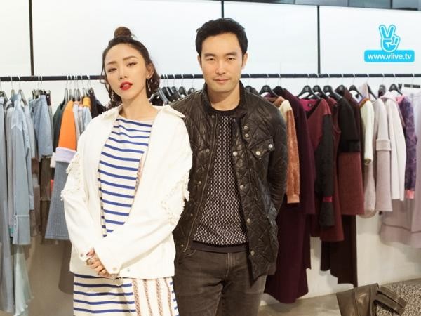 Tóc Tiên xuất hiện đầy cuốn hút tại showroom thời trang của nhà thiết kế lừng danh Hàn Quốc