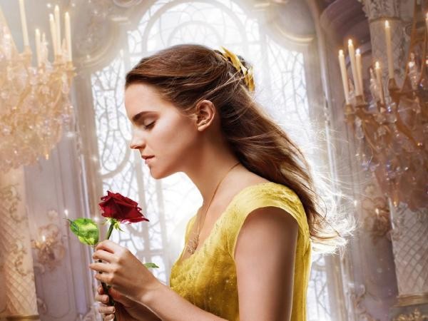 Quá yêu thích nhân vật Belle, Emma Watson đã có ngay ý tưởng cho "Người đẹp và quái vật 2"