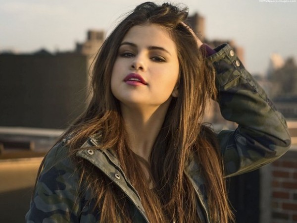 Selena Gomez bất ngờ tung ca khúc mới với giai điệu cực "gây nghiện"