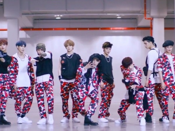 Vì sao các chàng trai NCT 127 luôn lo lắng khi trình diễn ca khúc mới "Cherry Bomb"?