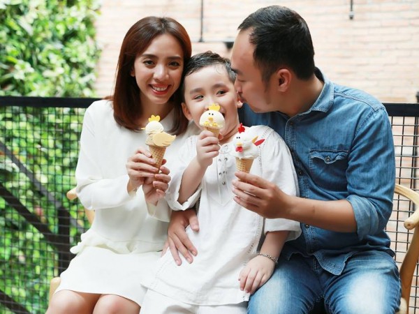 Thu Trang chứng minh độ "mát tay" trong kinh doanh khi tiếp tục mở quán kem