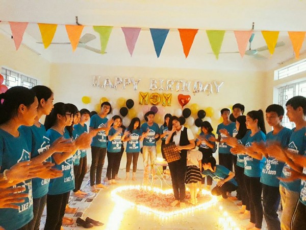 THPT Quảng Xương 1 - Thanh Hóa: Bữa tiệc sinh nhật ý nghĩa mà giáo viên nào cũng mơ ước