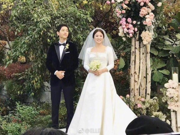 Cùng ngắm lại những tấm ảnh đẹp nhất trong đám cưới Song Hye Kyo - Song Joong Ki