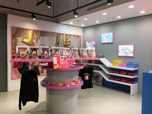 TWICE STORE khai trương tại Hàn, hứa hẹn là thiên đường mua sắm của các ONCE 
