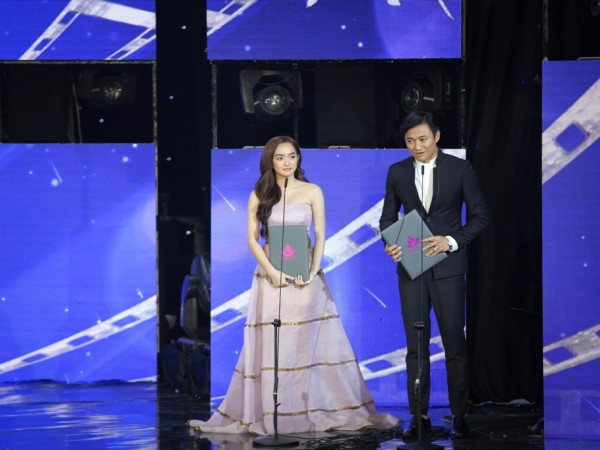  Kaity Nguyễn nhận giải "Nữ diễn viên chính xuất sắc nhất" tại LHP Việt Nam 