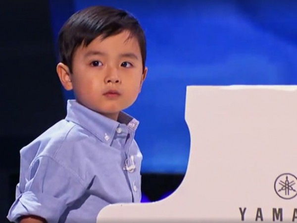 Khán giả Việt có cơ hội xem lại màn biểu diễn "thần sầu" của thần đồng piano Evan Le 