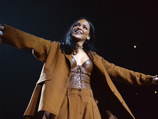 Rihanna ơi, tuổi 30 hãy hạnh phúc thật nhiều và thật lâu nhé! 