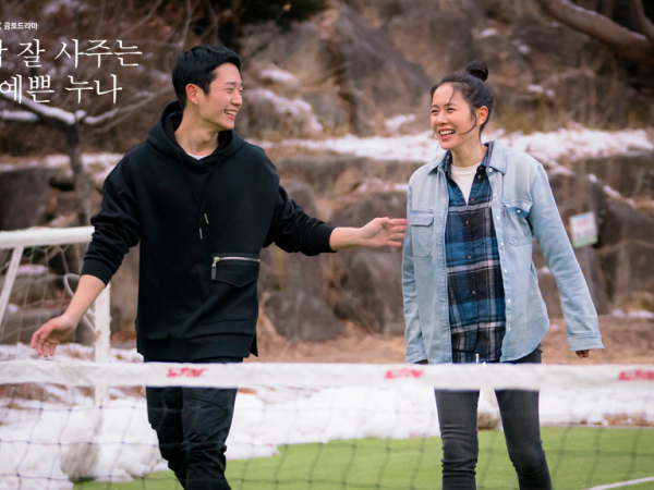 Sau máy quay, Son Ye Jin - Jung Hae In còn “tình bể bình” hơn cả trên phim