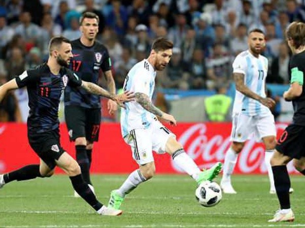 Cơ hội đi tiếp của Messi và các đồng đội ở Argentina là như thế nào?