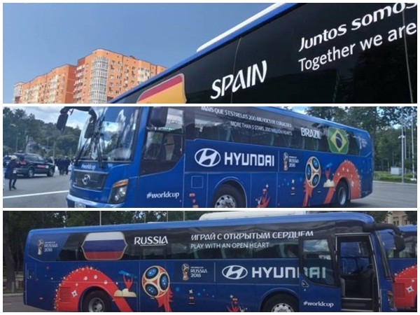Khác biệt thú vị trên những chiếc xe buýt giống hệt nhau của các đội bóng tại World Cup