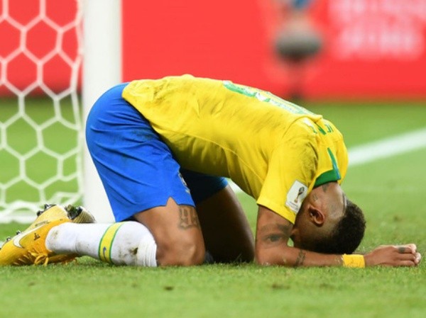Brazil thua Bỉ, Neymar theo chân Messi, Ronaldo về nước