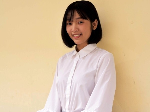 "Em gái mưa" Lê Thùy Linh xuất hiện với vai diễn đặc biệt trong MV mới của Trúc Nhân
