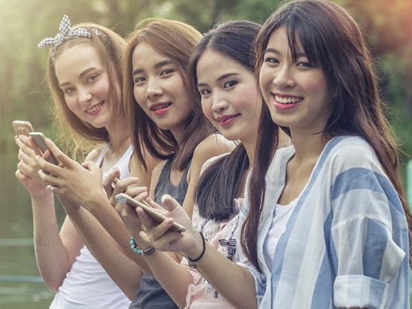 Đáng lo: Bức xạ từ điện thoại di động có thể ảnh hưởng đến trí nhớ của teen!