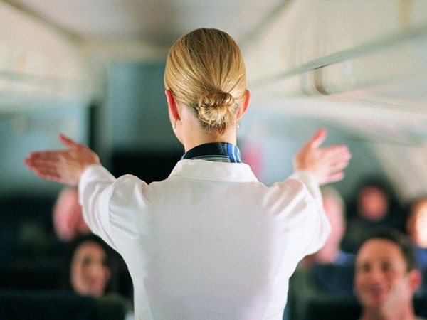 6 việc đơn giản để an toàn khi đi máy bay, kể cả trong những tình huống xấu