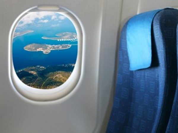 Lý do kỳ lạ khiến cửa sổ trên máy bay luôn luôn hình tròn 