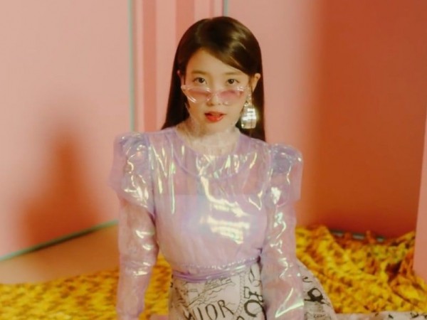 Xứng danh "nữ hoàng nhạc số", IU tái xuất hoành tráng trong MV kỉ niệm 10 năm debut