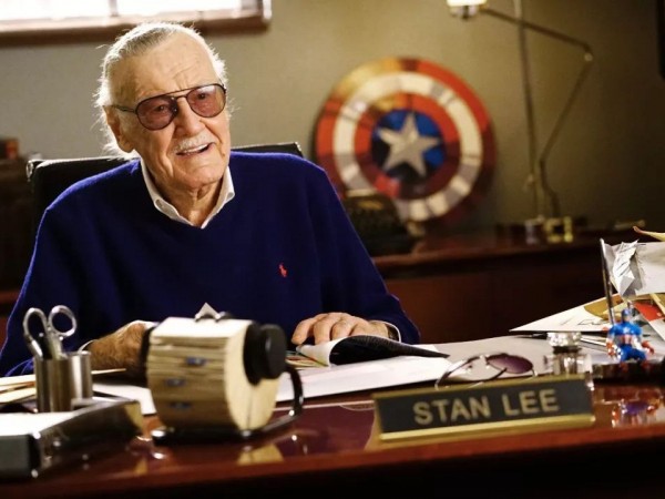 “Bố ruột” của các siêu anh hùng Marvel - Stan Lee đã ra đi và thọ 95 tuổi