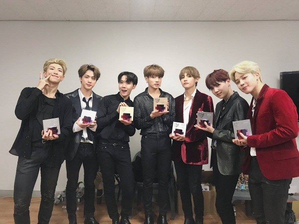Asian Artist Awards (AAA) kết thúc thành công, BTS "đại náo" lễ trao giải 