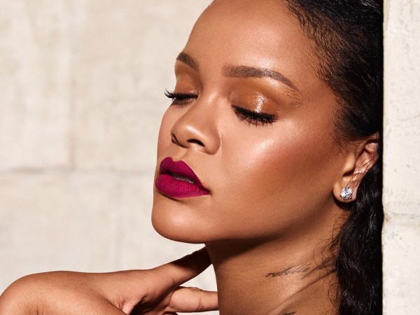 Rihanna thông báo trở lại, fan hào hứng nhưng chính chủ thì không!