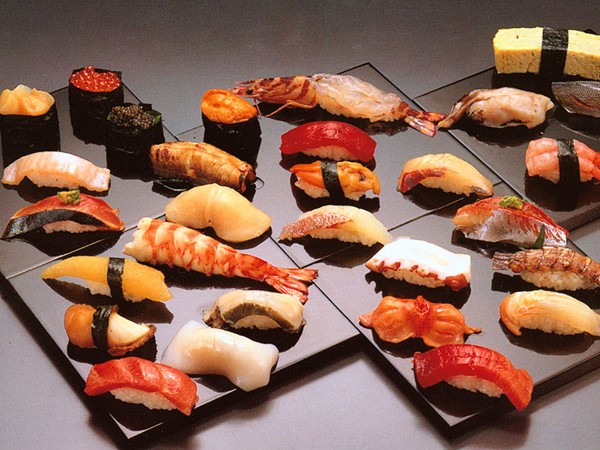 12 chòm sao "ngon" như món sushi nổi tiếng nào?