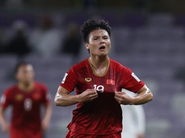 Quang Hải dẫn đầu cuộc đua giành giải “Cầu thủ hay nhất vòng bảng Asian Cup 2019”