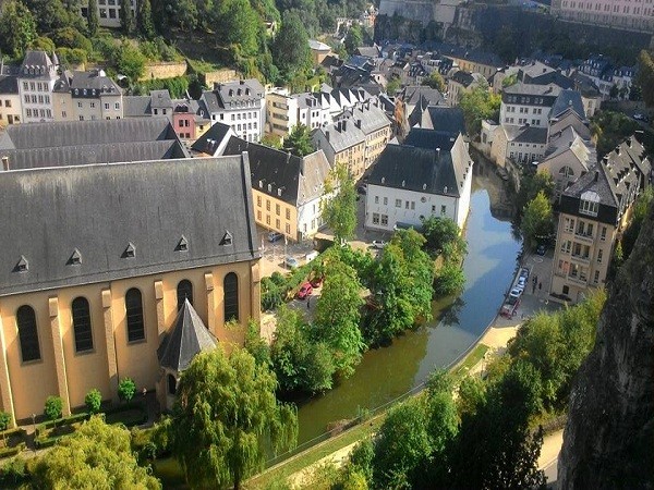 Cảm nắng Luxembourg – Thành phố cổ tích được bao quanh bởi những cánh rừng