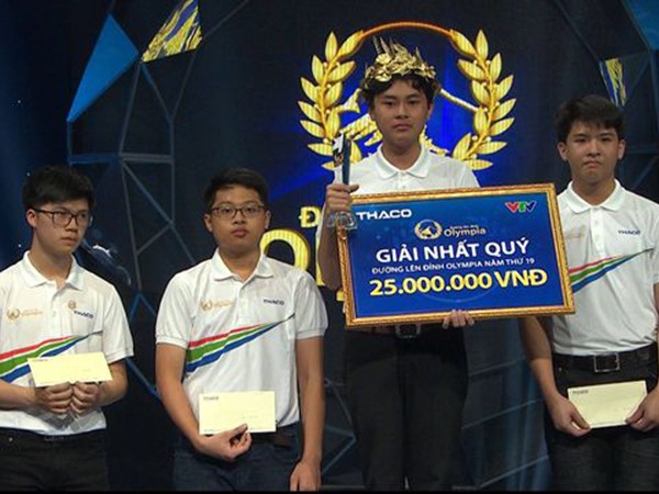 Tấm vé thứ 2 vào chung kết Olympia gọi tên thí sinh Khánh Hoà, hot boy Rubik "sảy chân" đáng tiếc