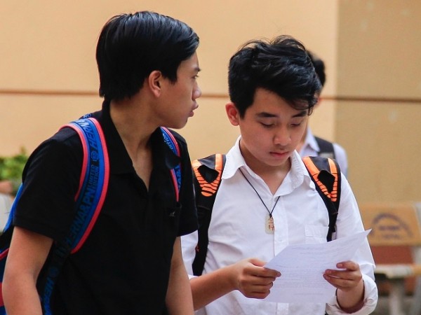 Học sinh lớp 9 ở Hà Nội lo lắng, tính đi học thêm Lịch sử để thi vào lớp 10 THPT