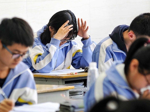 Đề thi đại học ở Trung Quốc khiến dân mạng xúc động