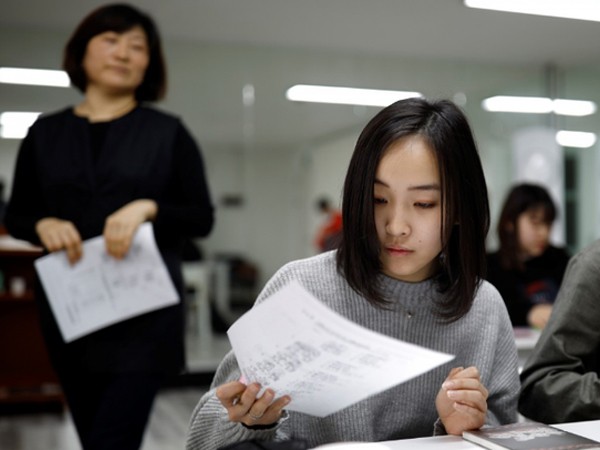 Nhật Bản: Chiến dịch kêu gọi bãi bỏ quy định tóc thẳng, màu đen ở học sinh