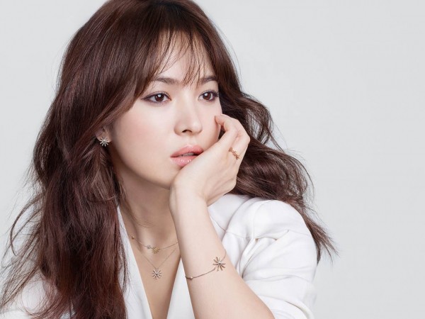 Bất ngờ với động thái đầu tiên của Song Hye Kyo sau lá đơn ly hôn
