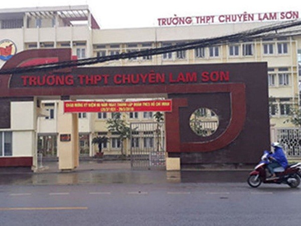 Thanh Hóa kỷ luật hiệu trưởng Trường THPT chuyên Lam Sơn