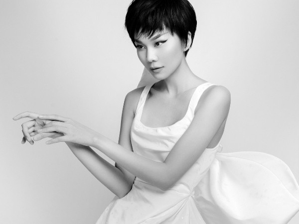 NTK Công Trí nói về ẩn ý chọn Thanh Hằng trong tấm poster mới tại "New York Fashion Week 2020"