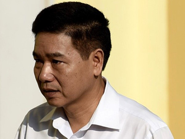 Vắng nhiều nhân chứng, VKS đề nghị hoãn phiên xử sửa điểm thi ở Sơn La