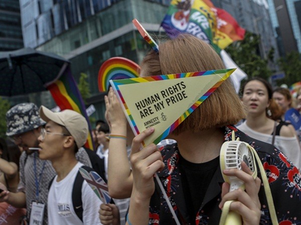 Mất việc, bị đuổi khỏi nhà và sự thù ghét của xã hội Hàn Quốc với LGBT
