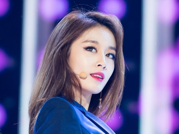 Đài MBC hứng bao gạch đá của fan T-ara vì đối xử bất công với Jiyeon 