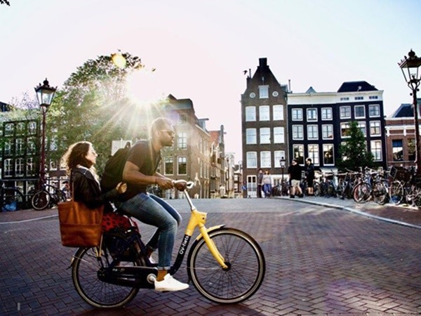 Amsterdam, thiên đường của xe đạp dẫn đầu top thành phố thân thiện nhất thế giới