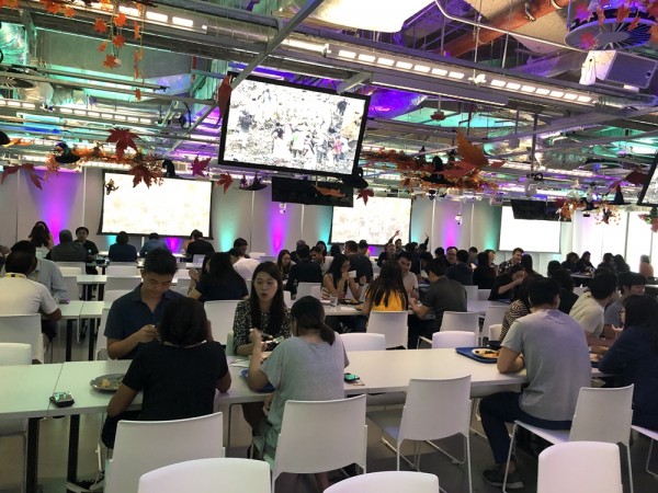 Trải nghiệm bữa trưa “có một không hai” ngay tại trụ sở Facebook Singapore