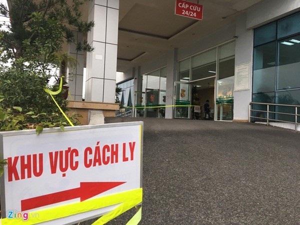 Một tài xế ở Hà Nội phải thở máy, viêm phổi nặng do virus