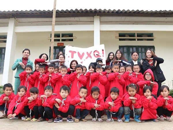 Cộng đồng V-Cassiopeia mang “Thư viện TVXQ” thứ tư đến với các em nhỏ vùng cao