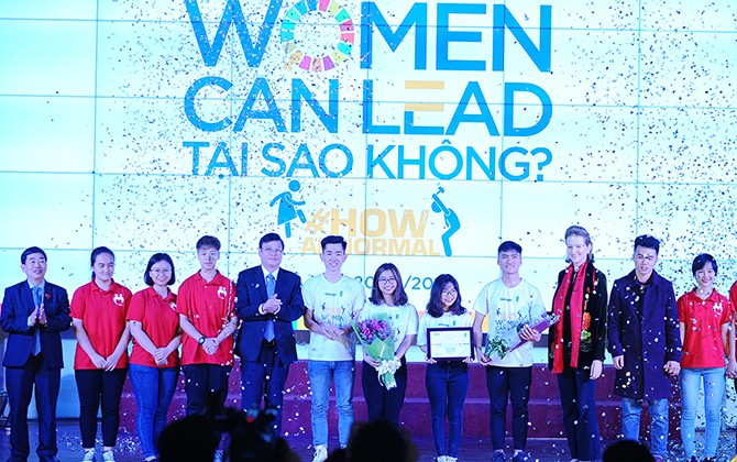 Đội HV Y Dược học cổ truyền giành giải Nhất cuộc thi "Women Can Lead – Tại sao không?" 