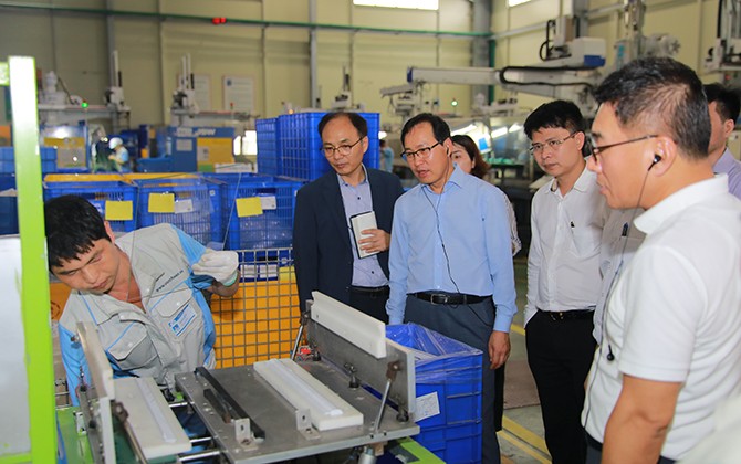 Khảo sát thực tế và đánh giá nỗ lực cải tiến các nhà máy của Samsung tại Việt Nam